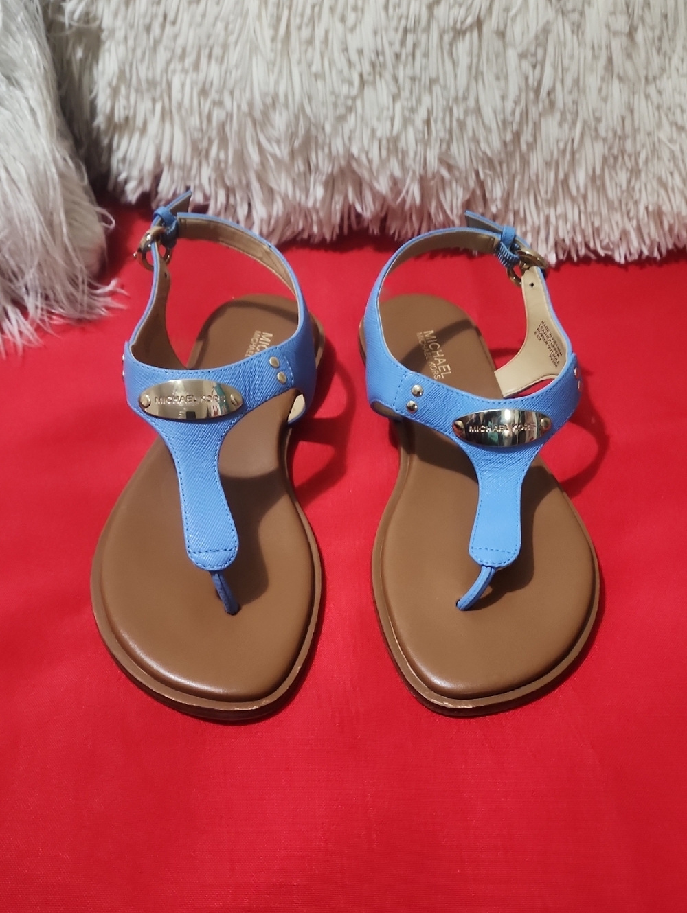MICHAEL Michael Kors Blue T‑Strap Sandals with Brown Footbed